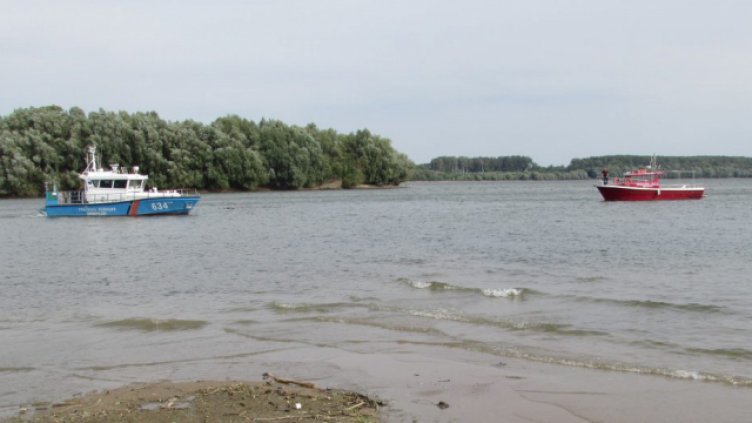 Ниско ниво на Дунав тормози корабоплаването по реката