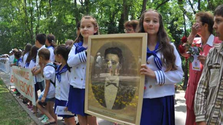 Варна отбеляза 177 г. от рождението на Левски
