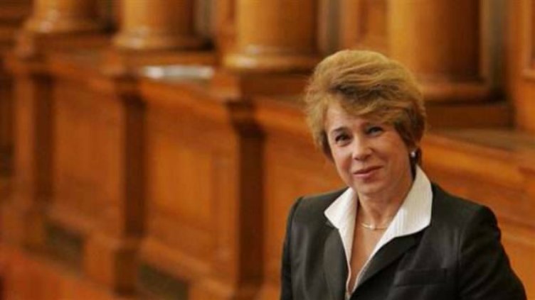 Емилия Масларова