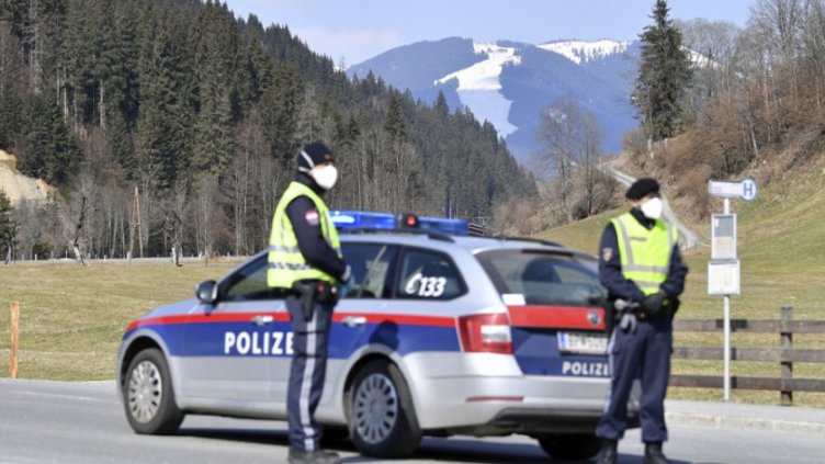 Погнаха варненец да плаща стара глоба от Австрия