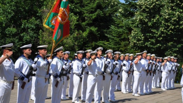 Във Варна: Търсят курсанти за обучение във Военноморското училище на САЩ