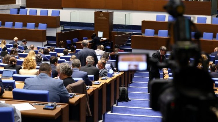 Депутатите ще направят десети опит да си изберат председател