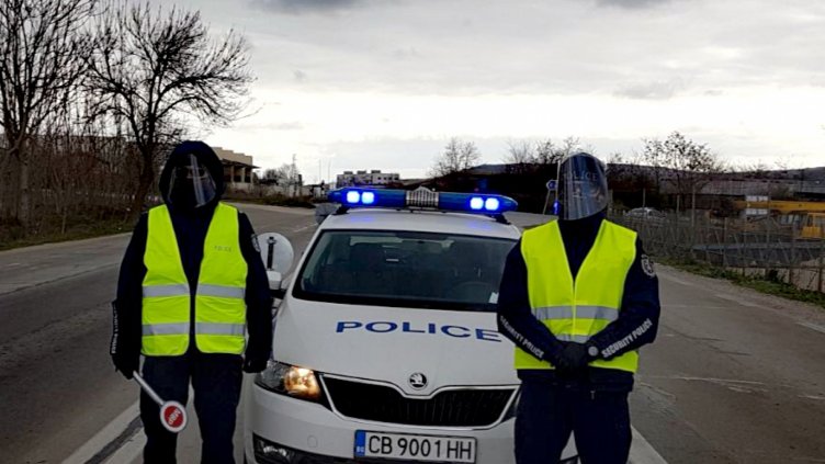 Варненски полицаи: Пътуващите вече са наясно с разпоредбите, проявяват нужното търпение