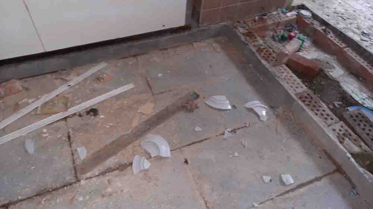 Украинчета потрошиха държавна база в Кранево (Снимки)