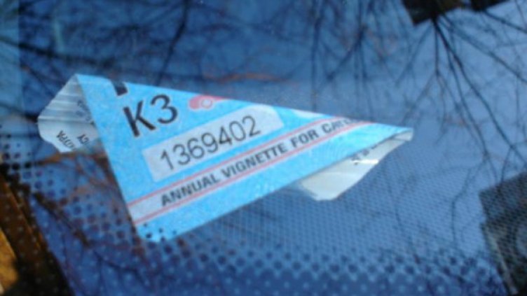 След ъглошлайфа – апаши смъкват винетки с горелки