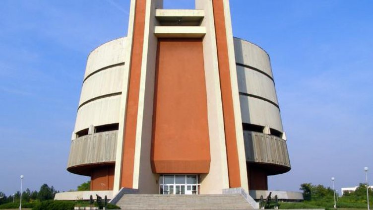 Ремонтът на покрива на Плевенската панорама е започнал