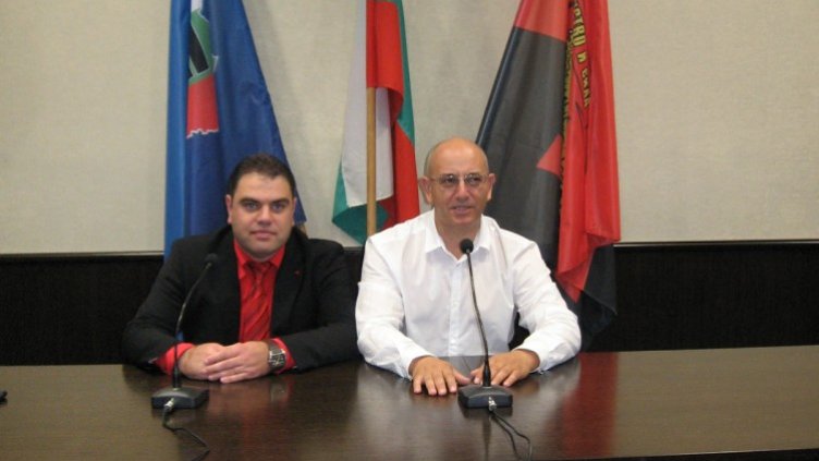 &quot;Патриотичен фронт-НФСБ и ВМРО&quot; иска данъчни облекчения за малките и средни предприятия