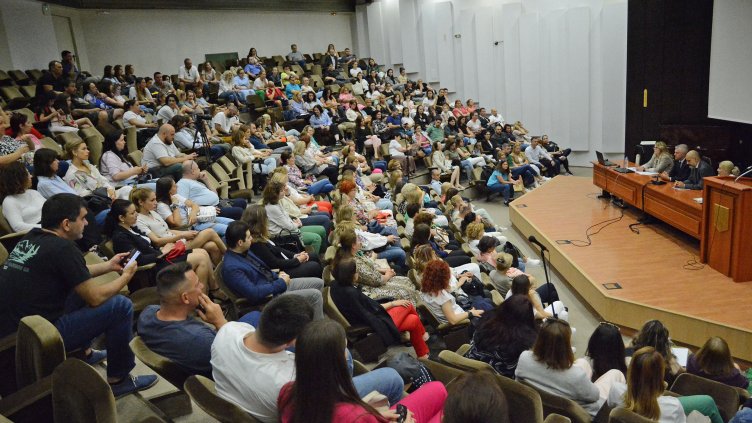 Обявиха графика за преместване и приемащите училища на ОУ „Св. Св. Кирил и Методий“