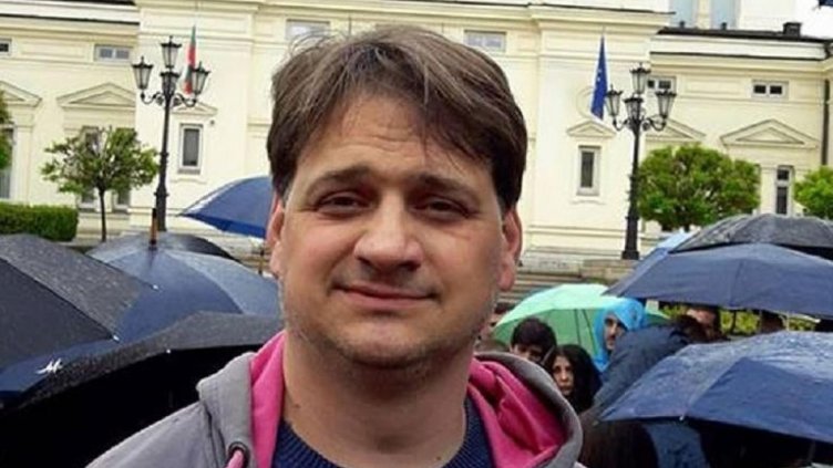 С такси от летището до Варна... истинските драми на актьора Мариан Бачев