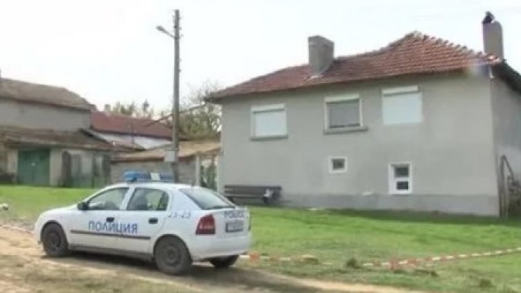 Убиецът на самотноживеещата жена в Славяново остава в ареста