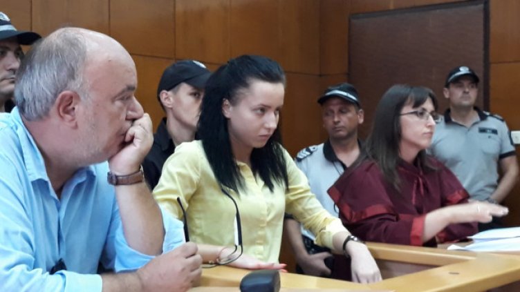 Габриела Медарова остава в ареста