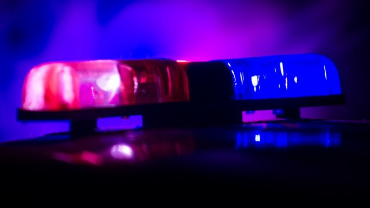 Среднощен екшън с мачете и електрошокове в бар край морето