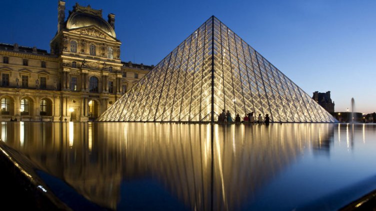 Лувърът готов за евакуация