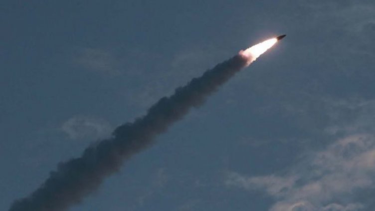 Пхенян изстреля две ракети в морето 