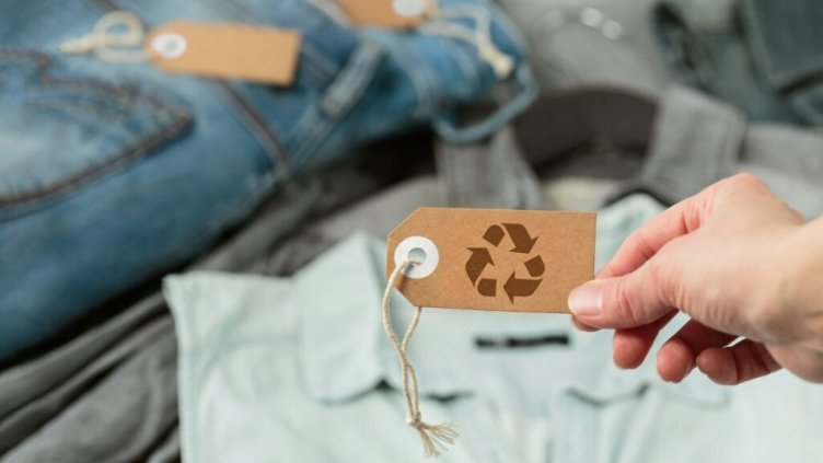 Европейският парламент прие нови правила за намаляване на отпадъците от текстил и храни