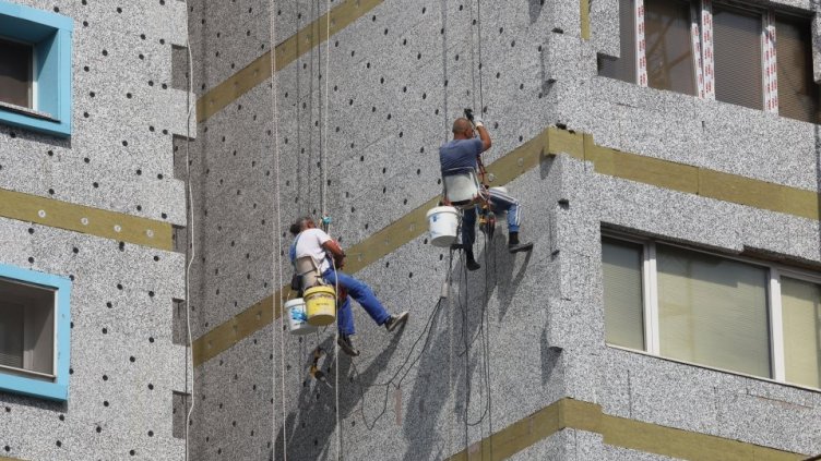 Удължават до края на февруари срока за кандидатстване за санирането на сгради