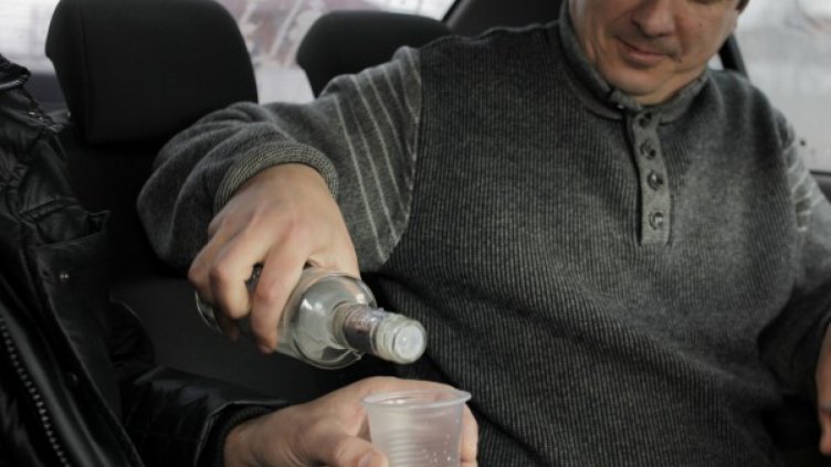 Задържаха почерпен шофьор във Велики Преслав