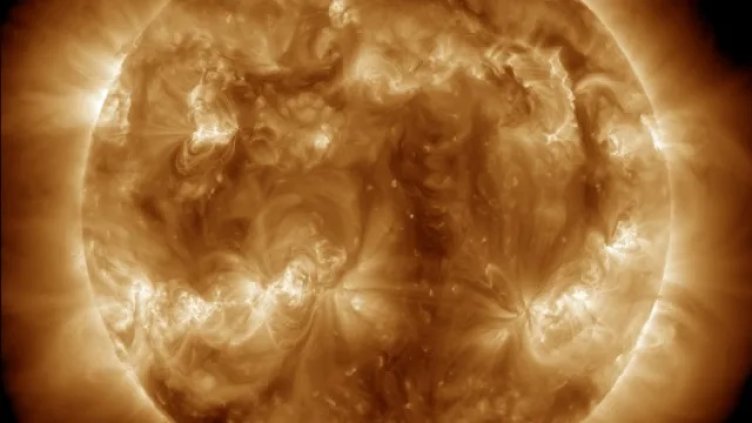 Геомагнитна буря ни удря в средата на Светлата седмица