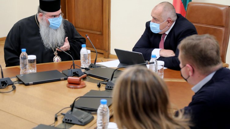 Отпуснаха пари за ремонт на два варненски храма