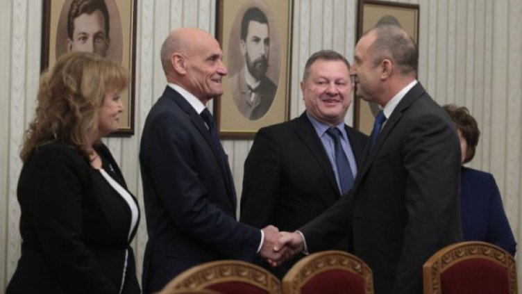 Румен Радев се срещна с Висшия адвокатски съвет