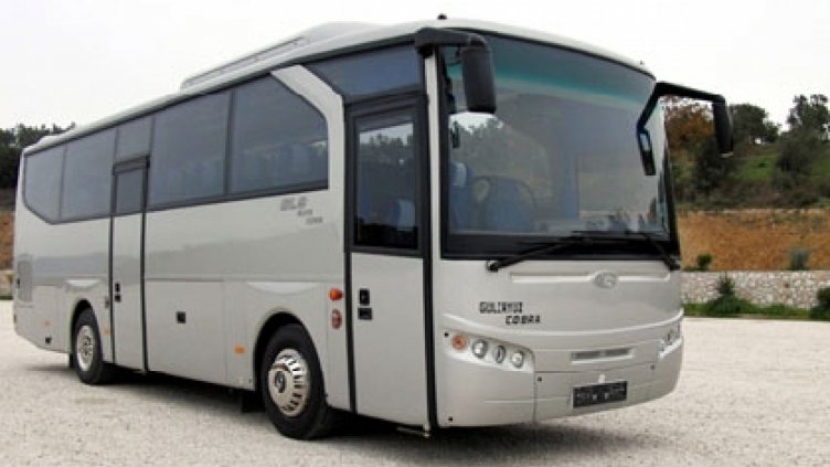 Седмица преди Коледа – билети за автобусите няма!