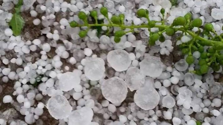 Краят на април вещае заплаха от градушки