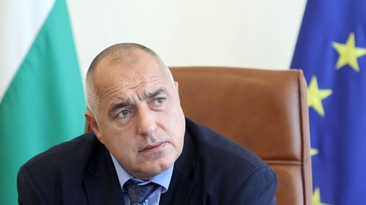 Премиерът: Спадна налягането по тръбите с газ от Украйна