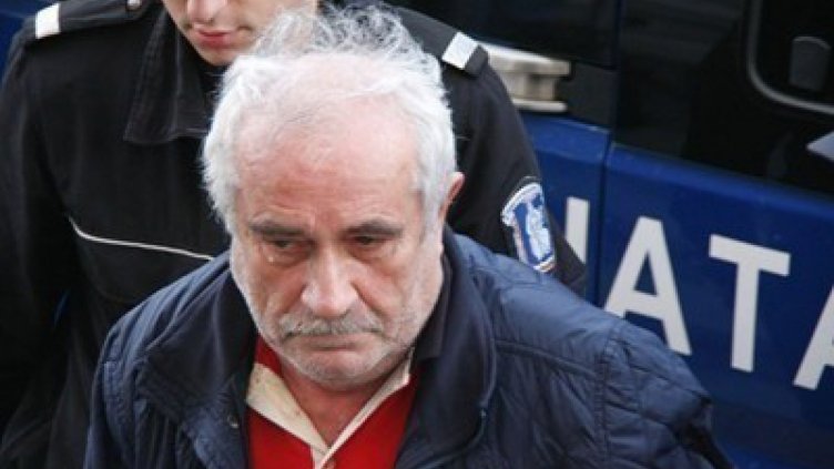 Пак арест за пияния поляк с бомбата