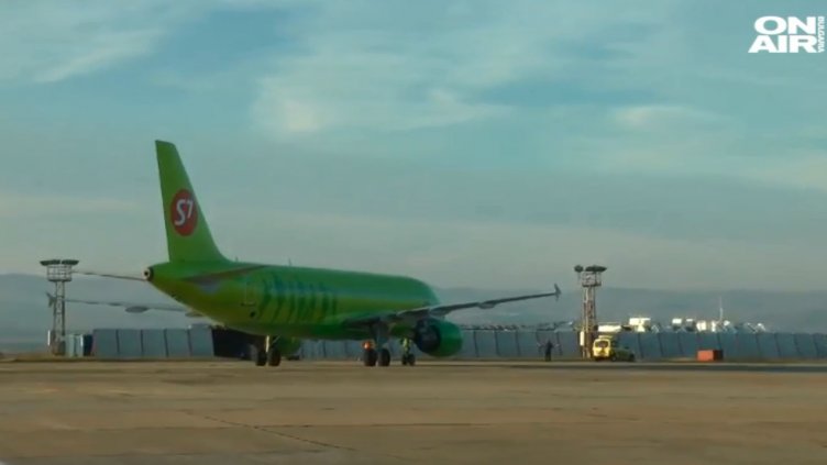 Кацна последният полет от Русия. Без туристи! Неяснота за юни и юли