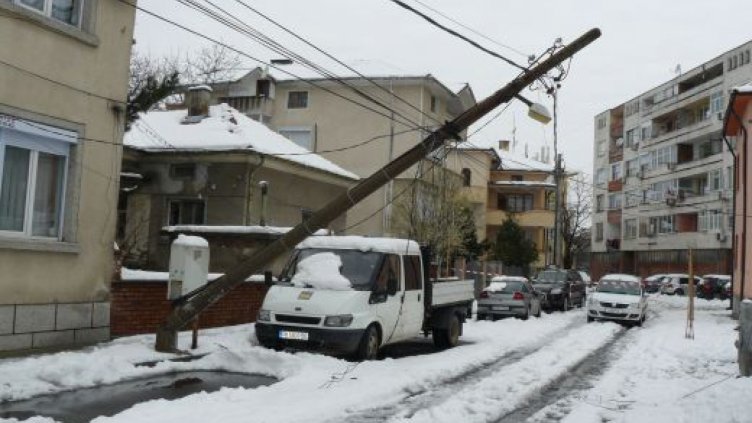 Шефът на пожарната: Незапомнено е бедствието в енергийната система