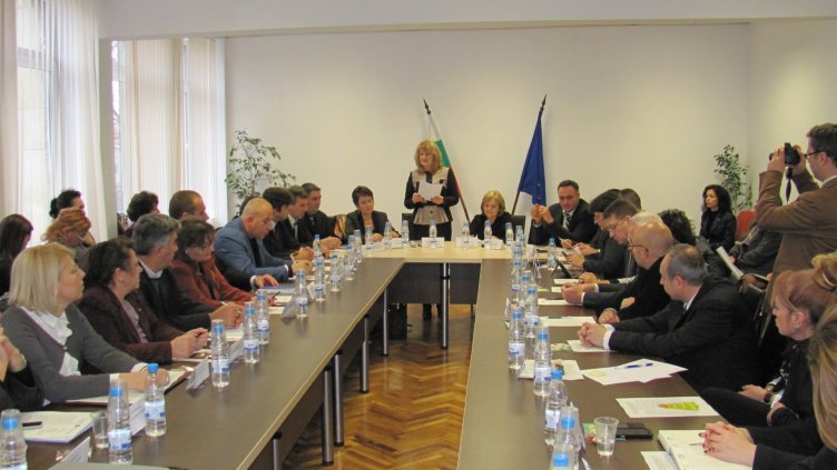 Най-развита в региона е морската индустрия