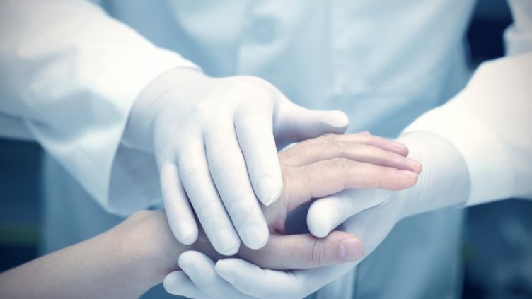 Жена се събуди по чудо след 27 години в кома