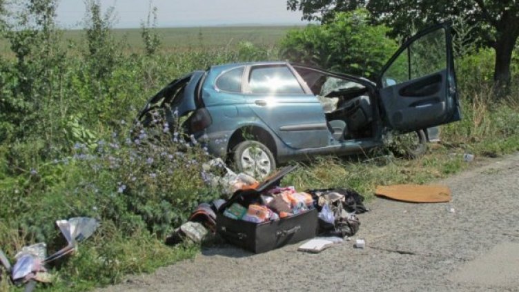 Загиналите в катастрофа в плевенско трима души били сирийци