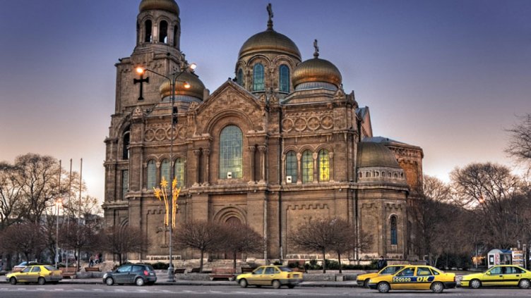 Променят движението заради снимки на филм във Варна