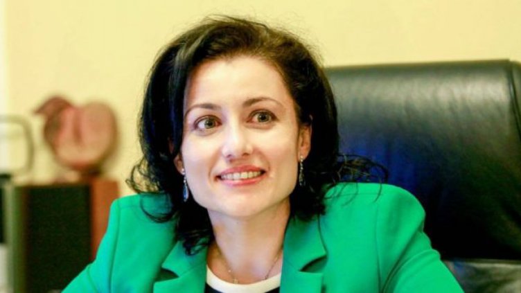 Десислава Танева поема земеделското министерство  