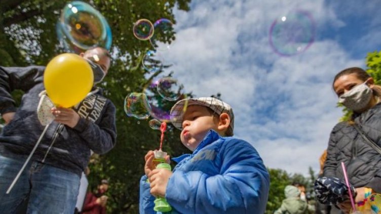 Пробив за майките – 650 лева ще е майчинството през втората година