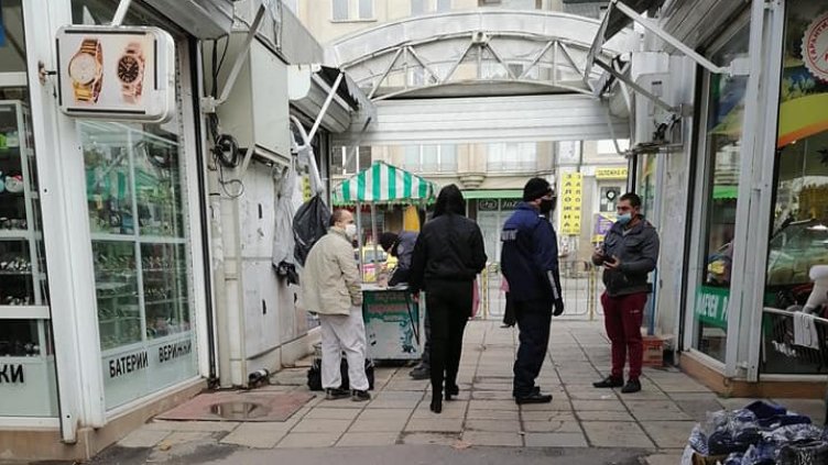 Внимание: Хайки за без маска из Варна. На "Колхозния" няколко вече изгоряха