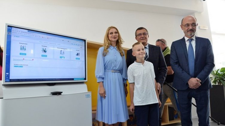 Ако на дете му прилошее в час – телемост на медсестрата с болниците!