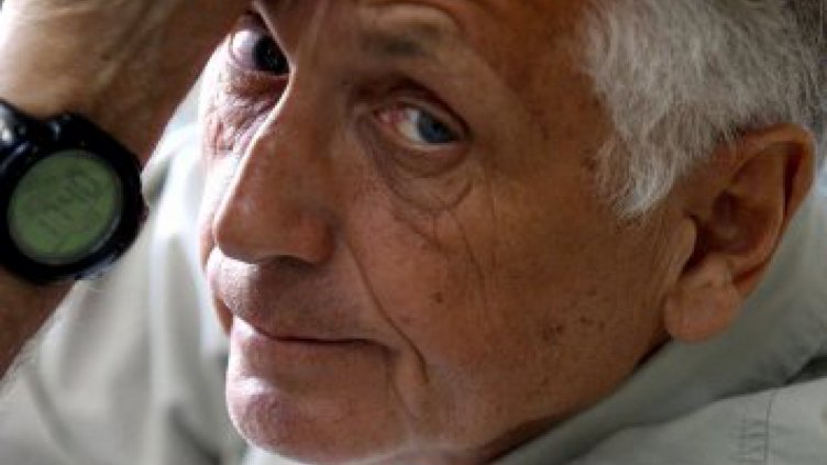 Почина Иржи Менцел