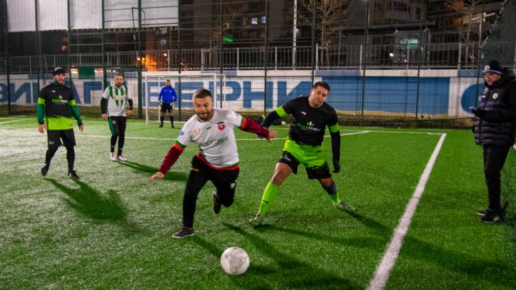 Резонни победи за фаворитите в АМФЛ-Варна