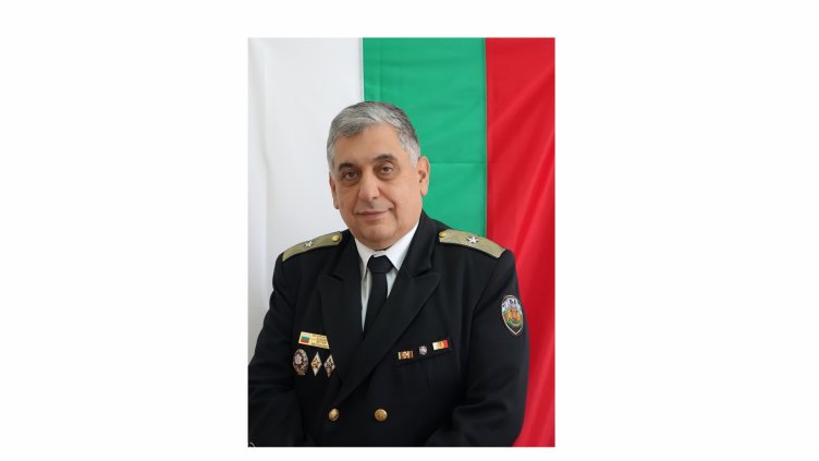 Комодор, проф. д.в.д. Боян Медникаров, началник на ВВМУ  &rdquo;Никола Й. Вапцаров&rdquo;: С новия прием капацитетът на Морското училище е запълнен  на 100%