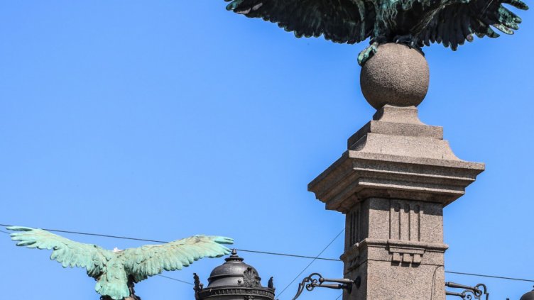 Възстановено е движението по Орлов мост