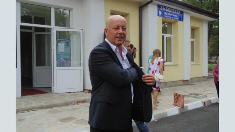 Минерални бани празнува от Задушница до Свети дух