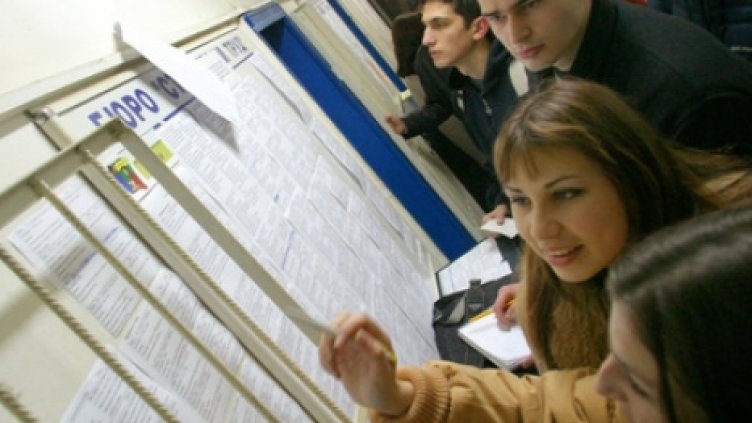 23-ма работодатели потърсиха кадри на младежката трудова борса