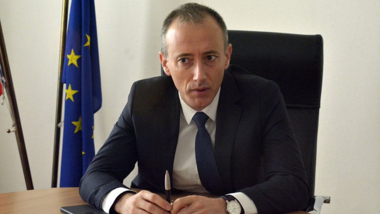 Министър Красимир Вълчев: Учебната година ще започне нормално