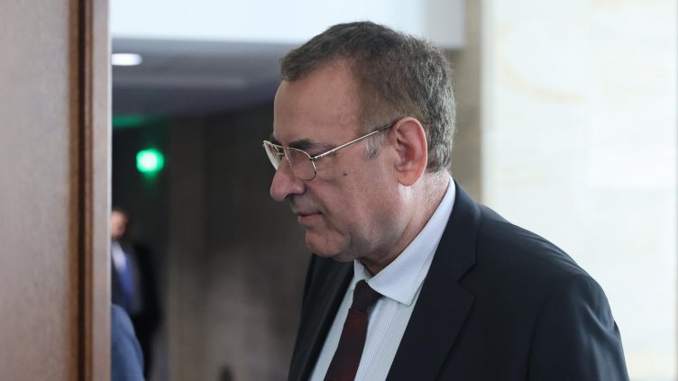 Джевдет Чакъров вече е независим депутат