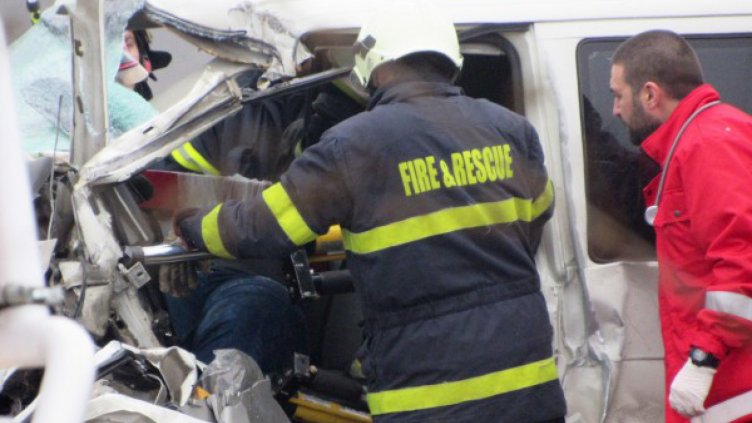 Мъж загина на път към АМ "Хемус"