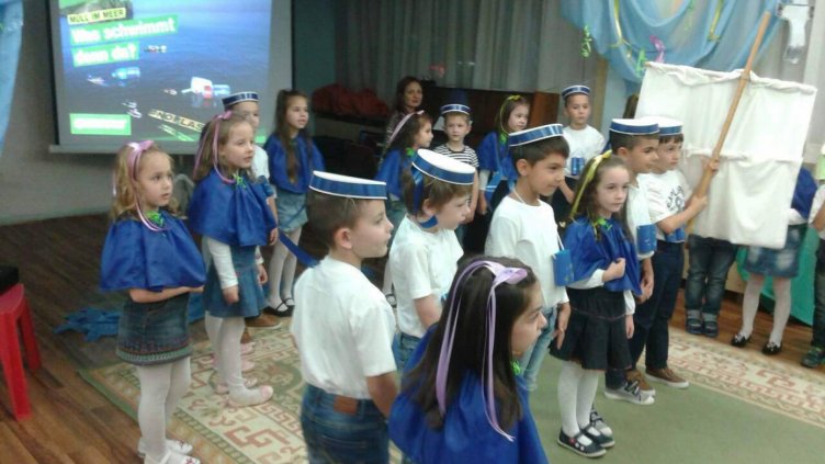 С танци, песни и стихчета децата от ЦДГ „Звездичка” отбелязаха Деня на Черно море