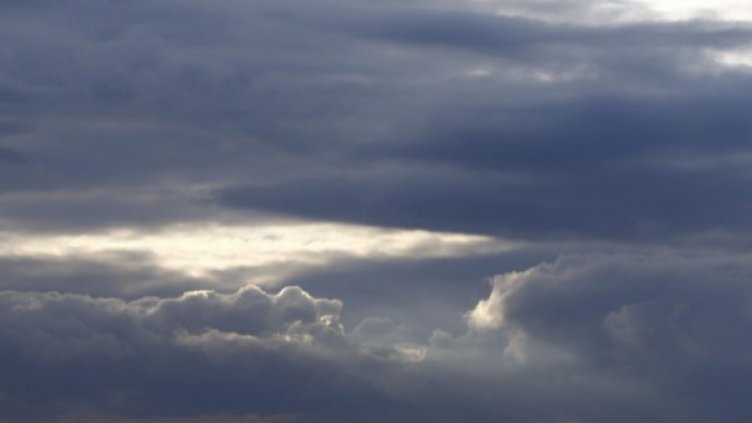 Над по-голямата част от страната ще се задържи предимно облачно  