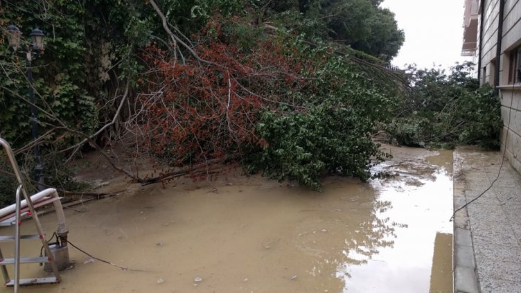 ВиК авария е предизвикала свлачището край Кабакум